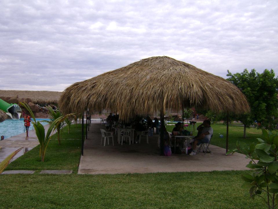 Campamento en Balneario El Recreo, Michoacan Mexico