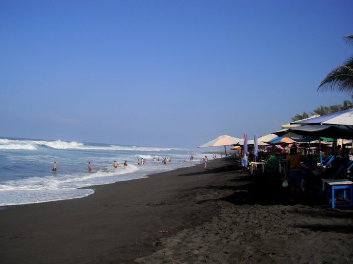 Balneario Playa Cuyutlan, Colima Mexico