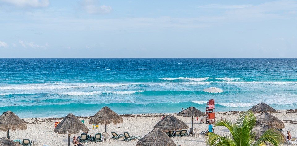   Más de 46 mil cuartos cerrados a solo una quincena de la reapertura de Cancún, Balnearios Mexico