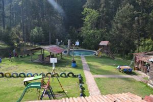 Balneario Club Tejamaniles en Los Azufres