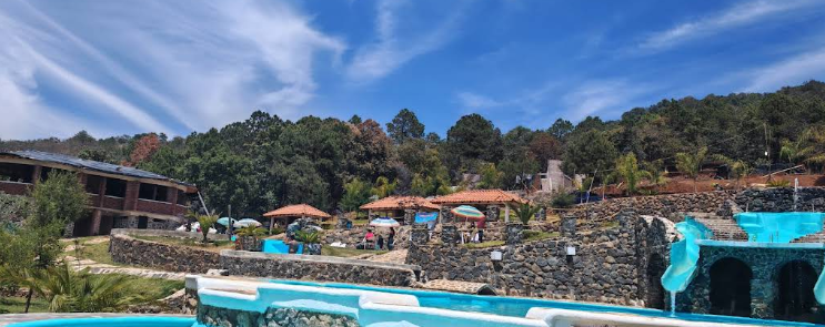 Parque Acuatico AGUA ROJA “ttejhe tdani”