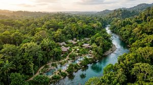Balnearios Naturales y Ecoturismo: Un Viaje a la Esencia de México